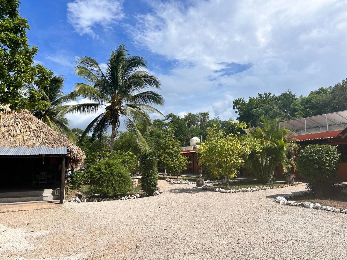 Bacalar Sunshine Hotel Buitenkant foto