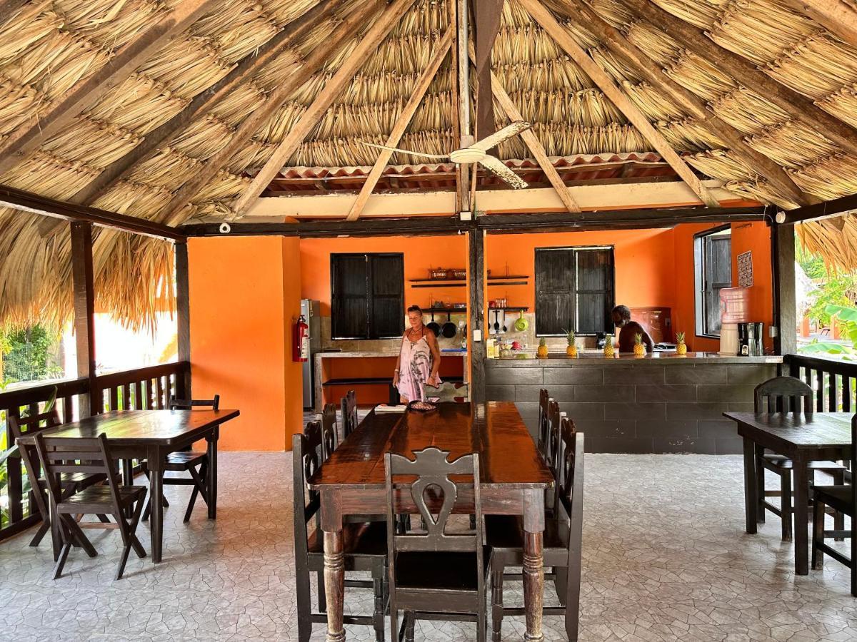 Bacalar Sunshine Hotel Buitenkant foto